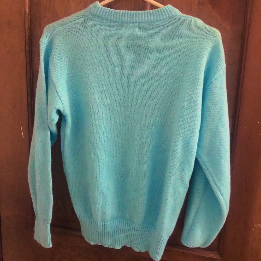 light blue sweater 💎 - Picture 2 of 3